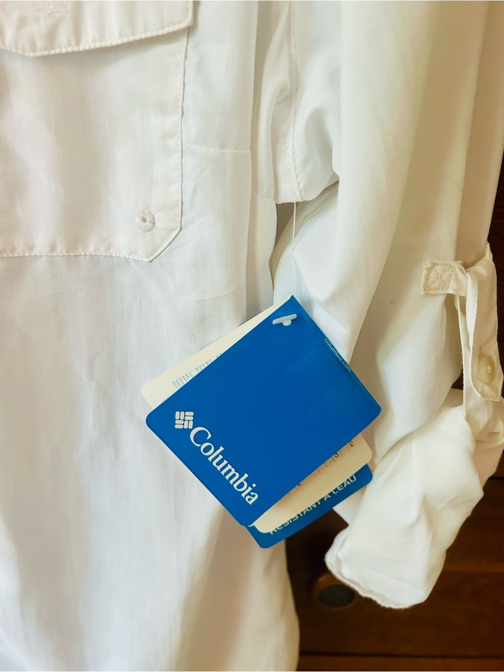 NWT-Columbia Women’s White Omni Shade UPF 30 Button-up Shirt-Size Medium - Picture 4 of 6